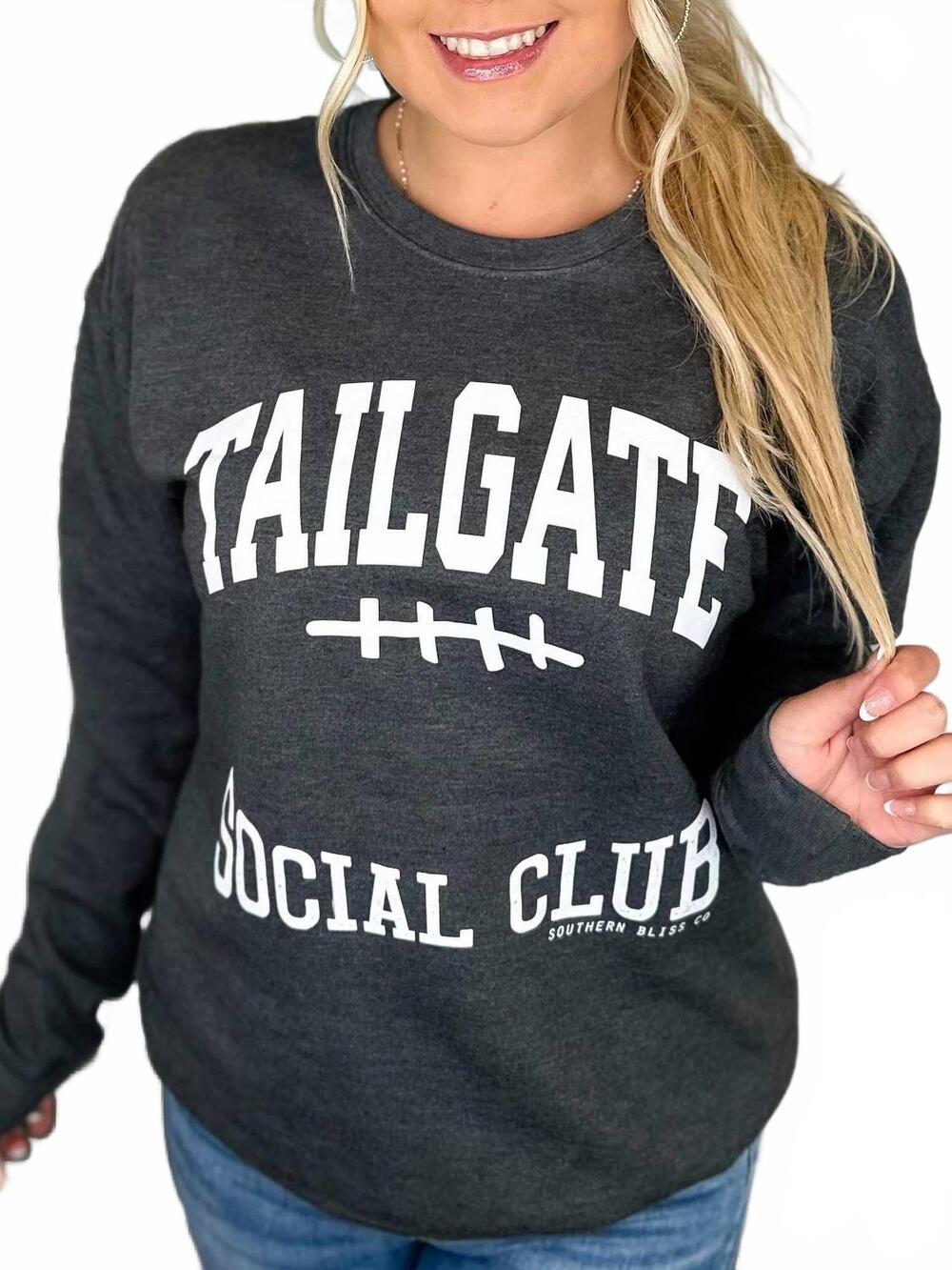 NEW SOUTHERN BLISS tailgate social club long sleeve graphic crewneck sweatshirt